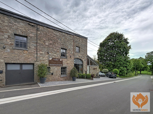 Exceptional house - for sale - 6890 Libin