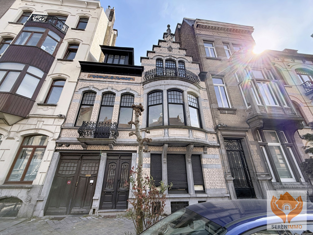 Buitengewoon huis - te koop - 1030 Schaerbeek