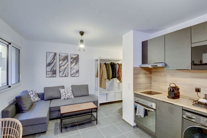 Flat - for sale - 06000 NICE