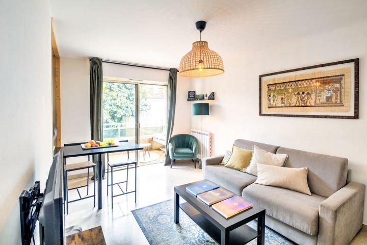 Flat - for sale - 06110 LE CANNET