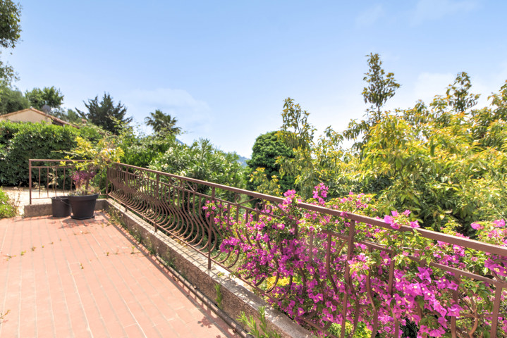 Maison - À vendre - 06730 Saint-André-de-la-Roche