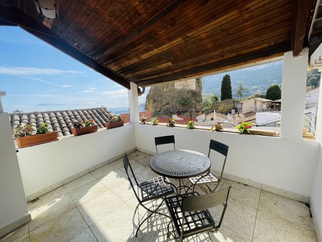 Maison - À vendre - 06190 Roquebrune-Cap-Martin