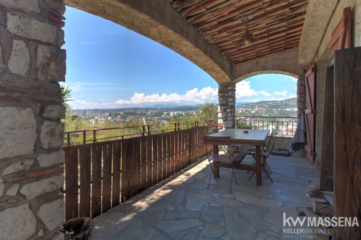 Maison - À vendre - 06300 NICE