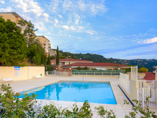 Appartement - À vendre - 06100 NICE