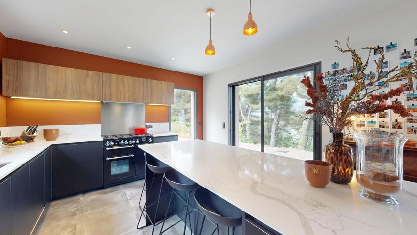 Maison - À vendre - 06100 Falicon