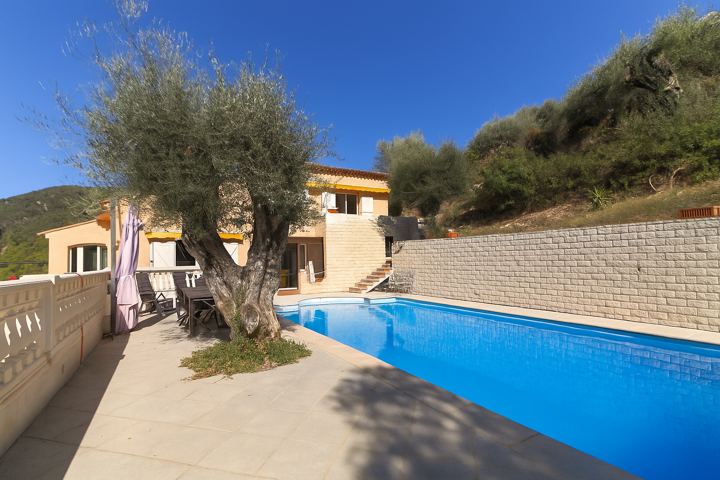 Maison - À vendre - 06340 Drap