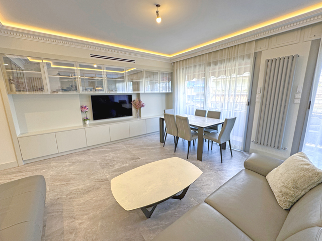 Flat - for sale - 06000 Nice