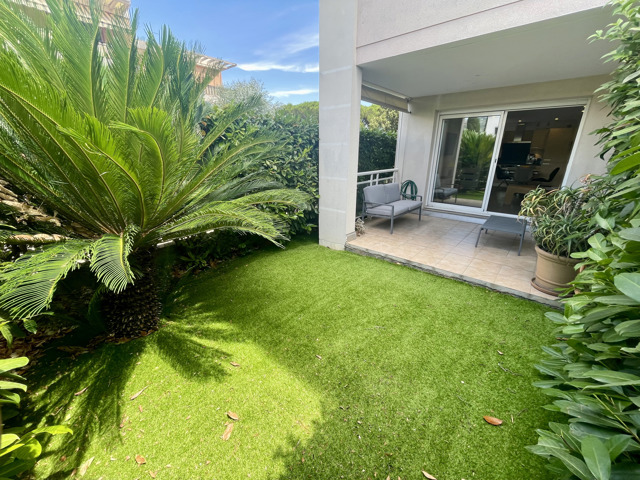 Appartement - À vendre - 06210 Mandelieu-la-Napoule