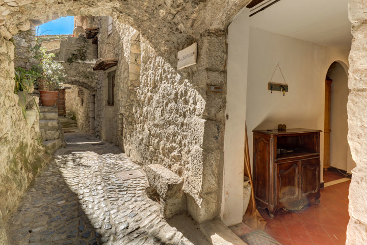 Appartement - À vendre - 06440 Peillon