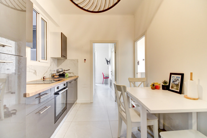 Flat - for sale - 06000 Nice