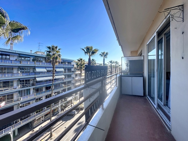 Appartement - À vendre - 06800 Cagnes-sur-Mer