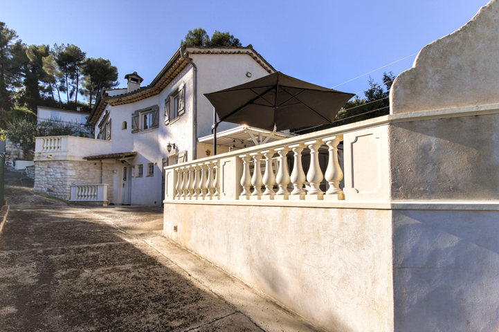 Maison - À vendre - 06570 Saint-Paul-de-Vence