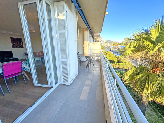 Flat - for sale - 06200 Nice