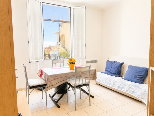 Flat - for sale - 06320 Cap-d'Ail