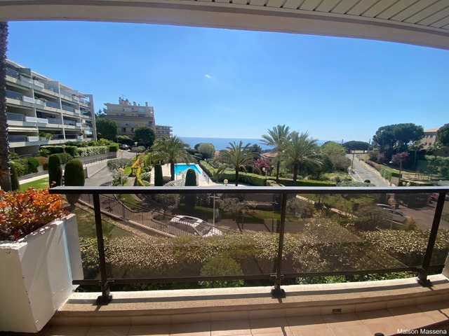 Flat - for sale - 06000 Nice