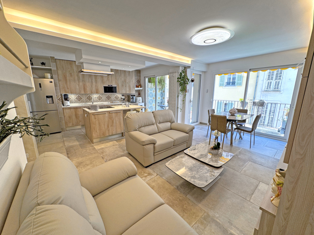 Flat - for sale - 06000 Nice