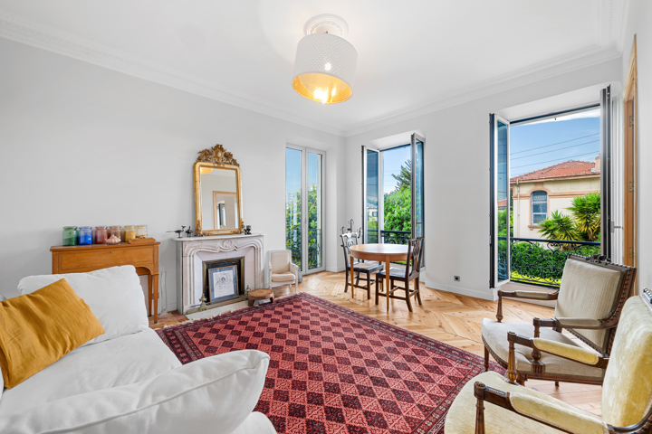Flat - for sale - 06300 Nice