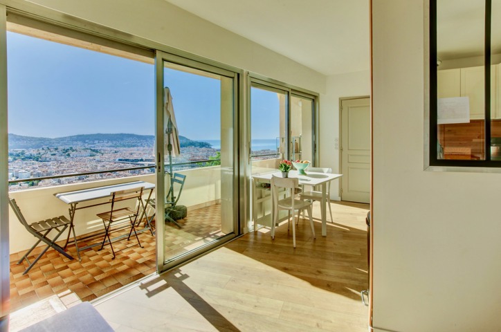 Flat - for sale - 06000 Nice