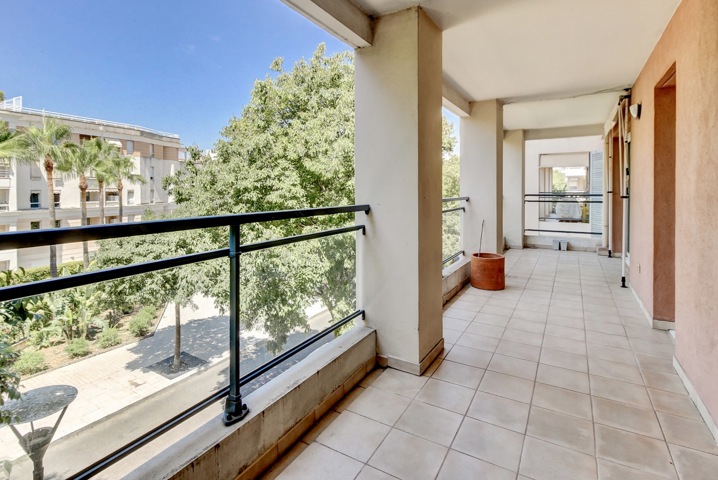Appartement - À vendre - 06800 Cagnes-sur-Mer