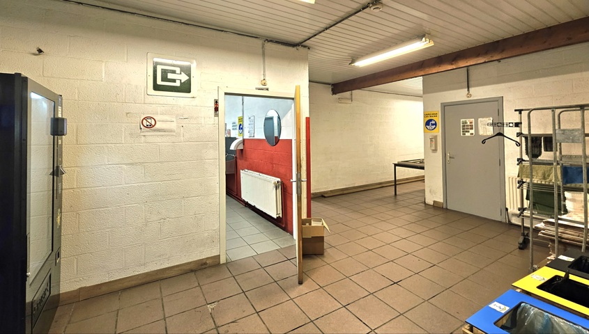 Bureaux & entrepôts - à vendre - 4671 Blegny