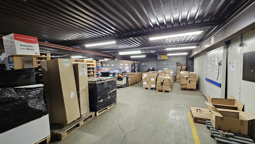 Kantoren & magazijn - te koop - 4671 Blegny