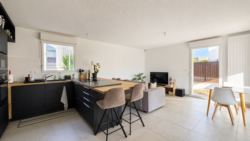 Maison - À vendre - 31700 BEAUZELLE