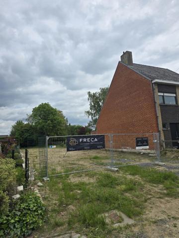 Bouwgrond voor een halfopen bebouwing in Lede