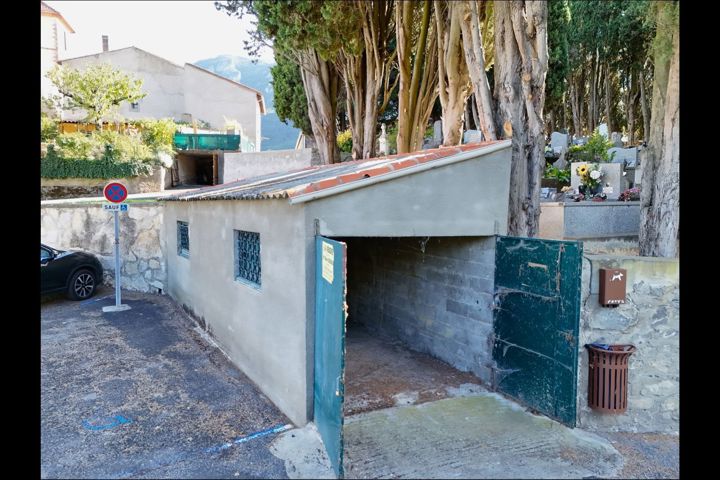 Garage (ferme) - À vendre - 11500 GINOLES