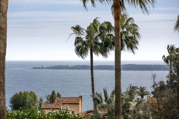 Appartement - À vendre - 06220 Vallauris