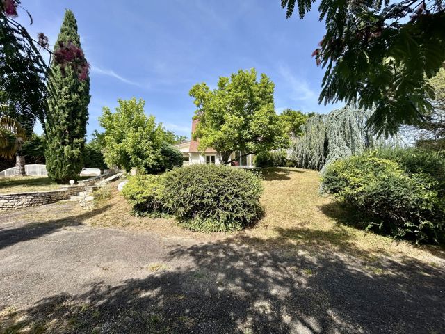 Maison - À vendre - 46200 SOUILLAC