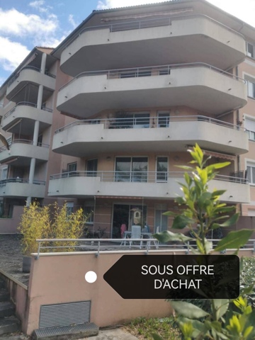 Appartement - À vendre - 04000 DIGNE LES BAINS