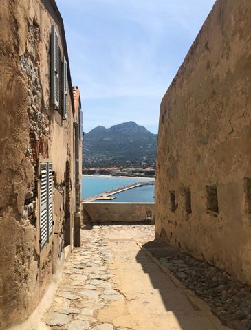 Appartement - À vendre - 20260 CALVI