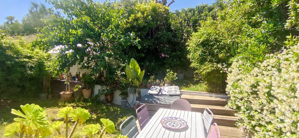 Maison - À vendre - 06220 VALLAURIS