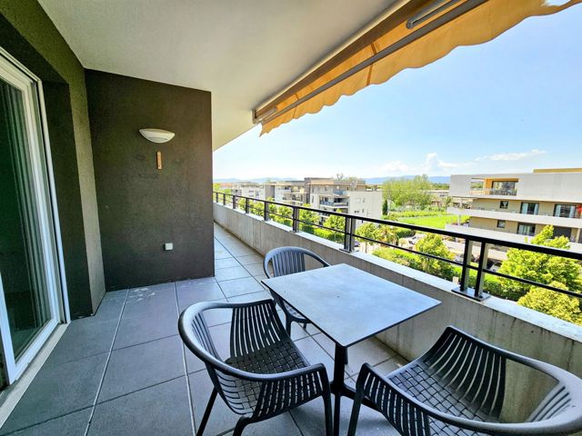 Appartement - À vendre - 83600 FREJUS