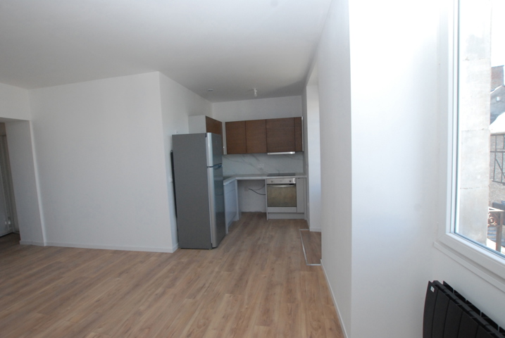 Appartement - À louer - 46200 Souillac