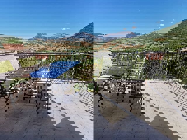 Maison - À vendre - 04380 Thoard