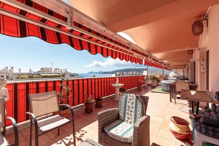 Penthouse - À vendre - 06160 Antibes