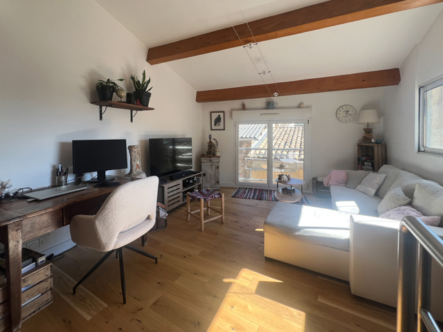 Maison - À vendre - 04270 Mézel