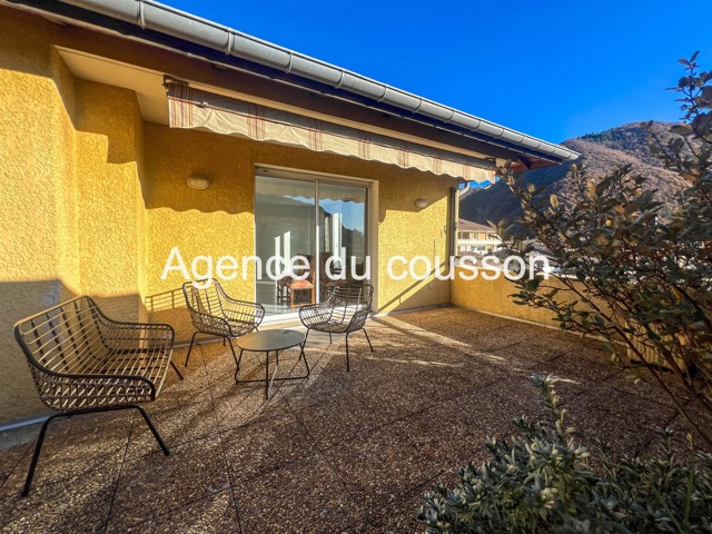 Appartement - À louer - 04000 Digne-les-Bains