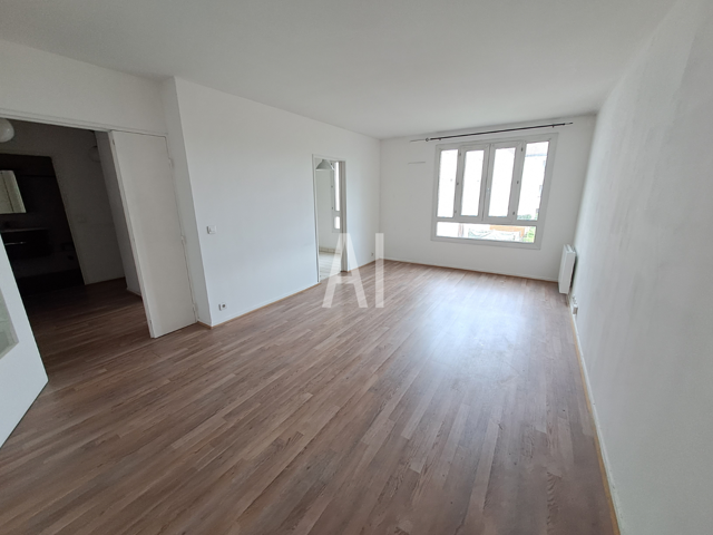 Appartement - À louer - 78300 POISSY