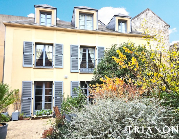 Appartement - À vendre - 78000 Versailles