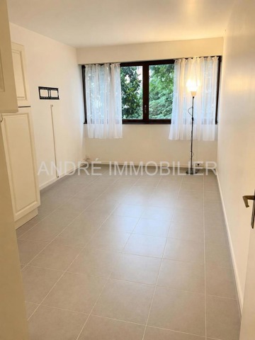Appartement - À louer - 78170 La Celle-Saint-Cloud