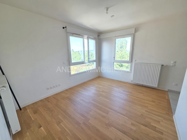 Appartement - À louer - 78955 Carrières-sous-Poissy