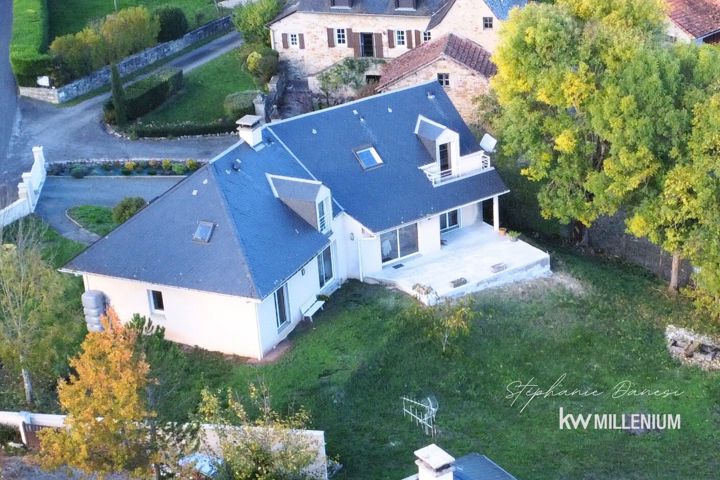 Maison - À vendre - 12330 Valady