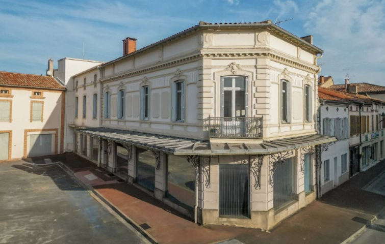 Immeuble de bureaux - À vendre - 81500 Lavaur