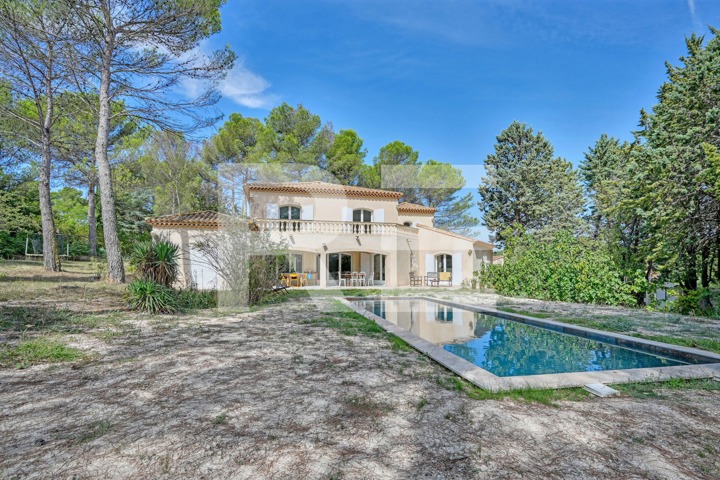 Maison - À vendre - 13480 CALAS