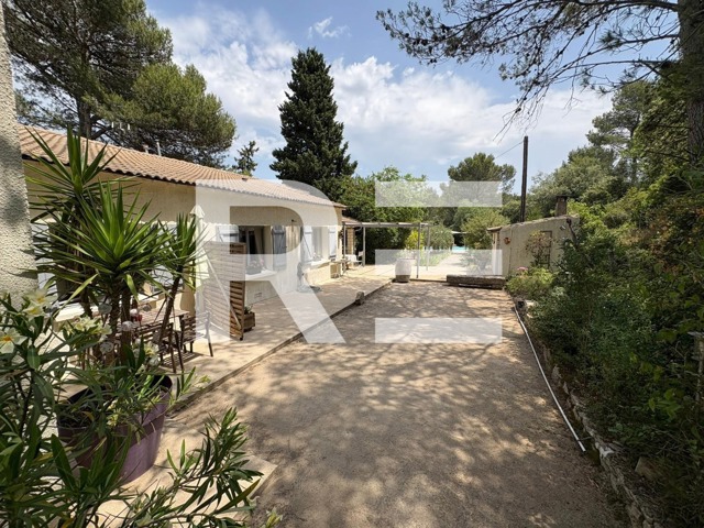 Maison - À vendre - 30900 NIMES