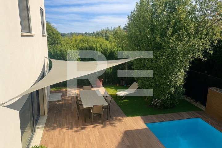 Maison - À vendre - 30000 nimes