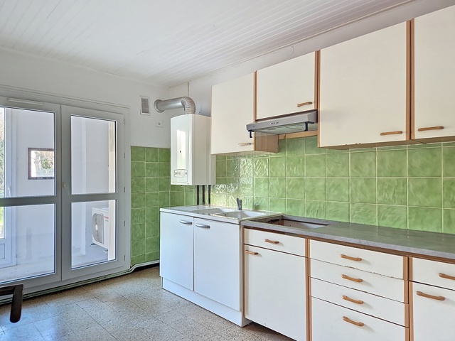 Appartement - À vendre - 30000 Nîmes