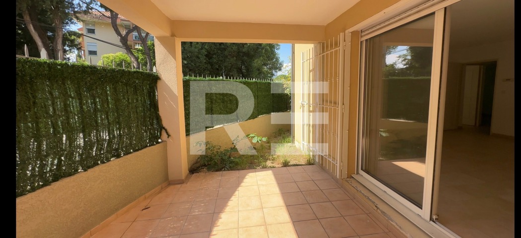 Appartement - À vendre - 30900 Nîmes